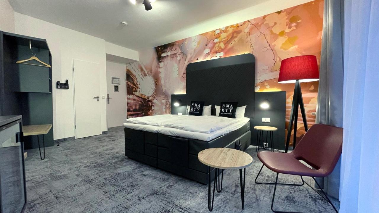 Smarty Cologne Dom Hotel - Boardinghouse - Kontaktloser Self Check-In Buitenkant foto