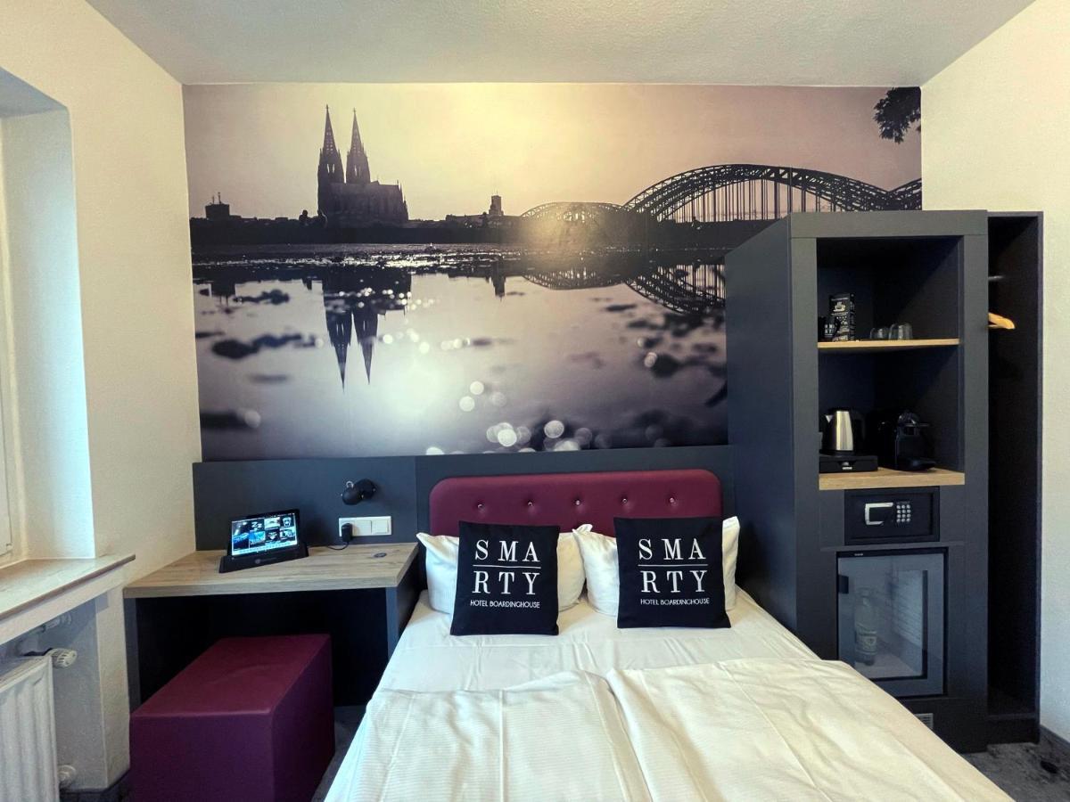 Smarty Cologne Dom Hotel - Boardinghouse - Kontaktloser Self Check-In Buitenkant foto