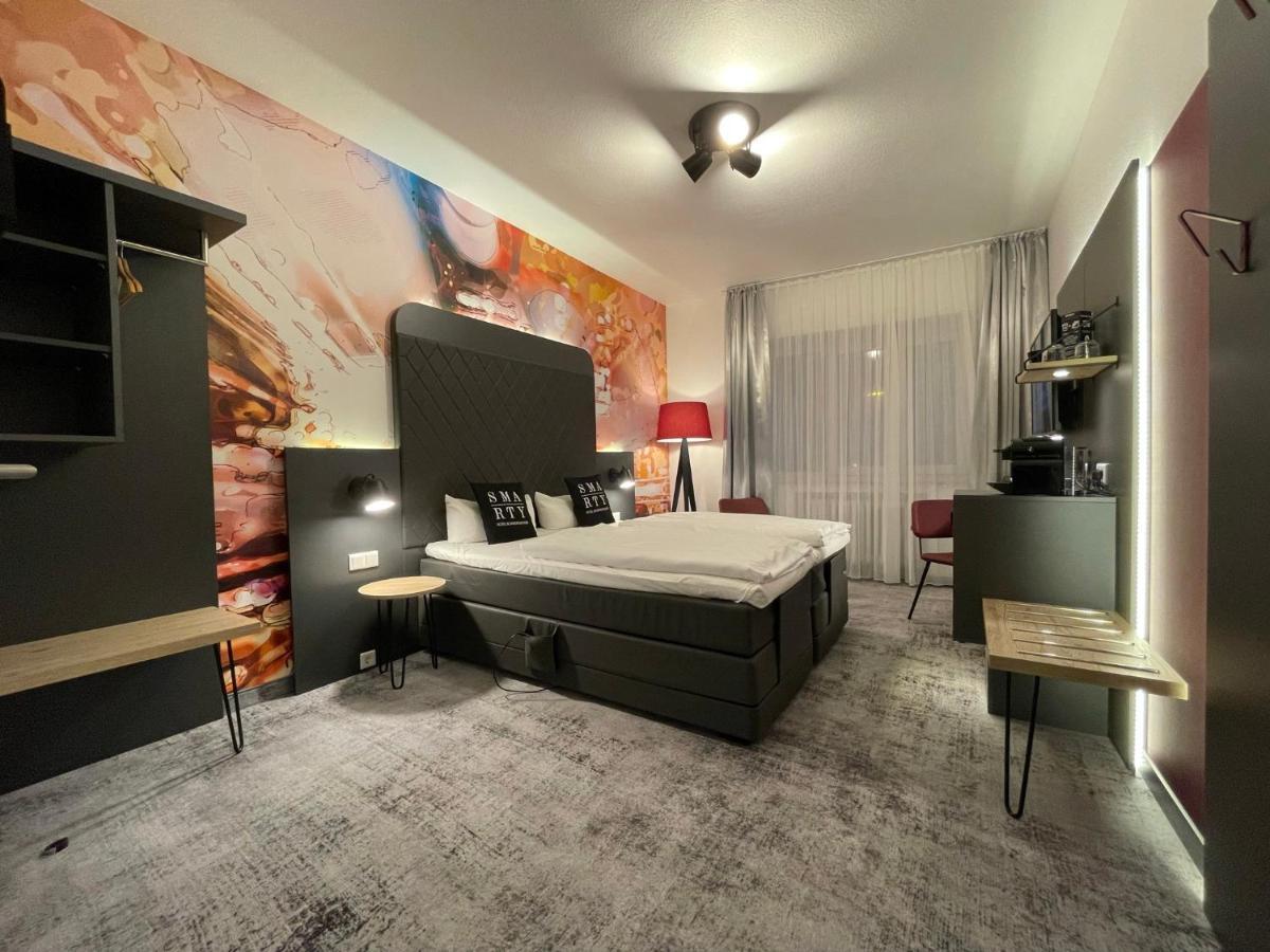 Smarty Cologne Dom Hotel - Boardinghouse - Kontaktloser Self Check-In Buitenkant foto
