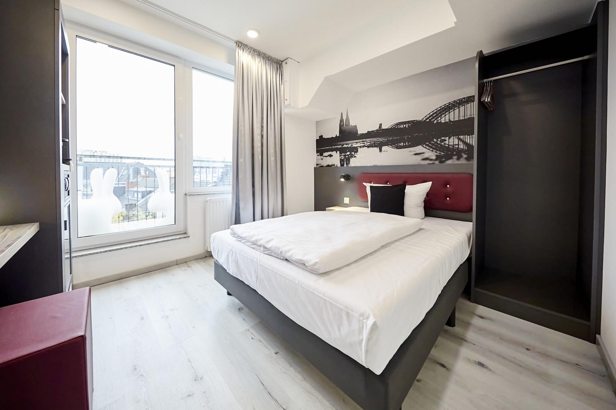 Smarty Cologne Dom Hotel - Boardinghouse - Kontaktloser Self Check-In Buitenkant foto
