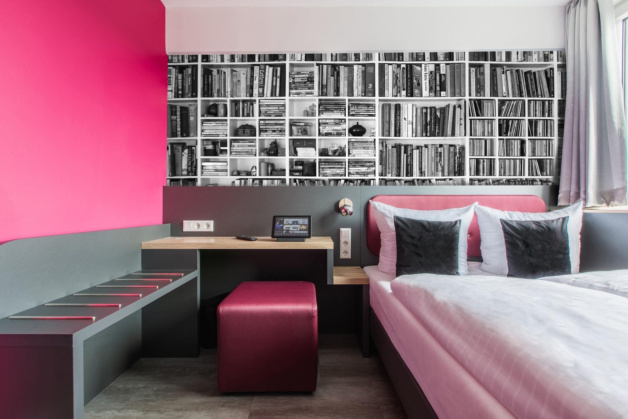 Smarty Cologne Dom Hotel - Boardinghouse - Kontaktloser Self Check-In Buitenkant foto