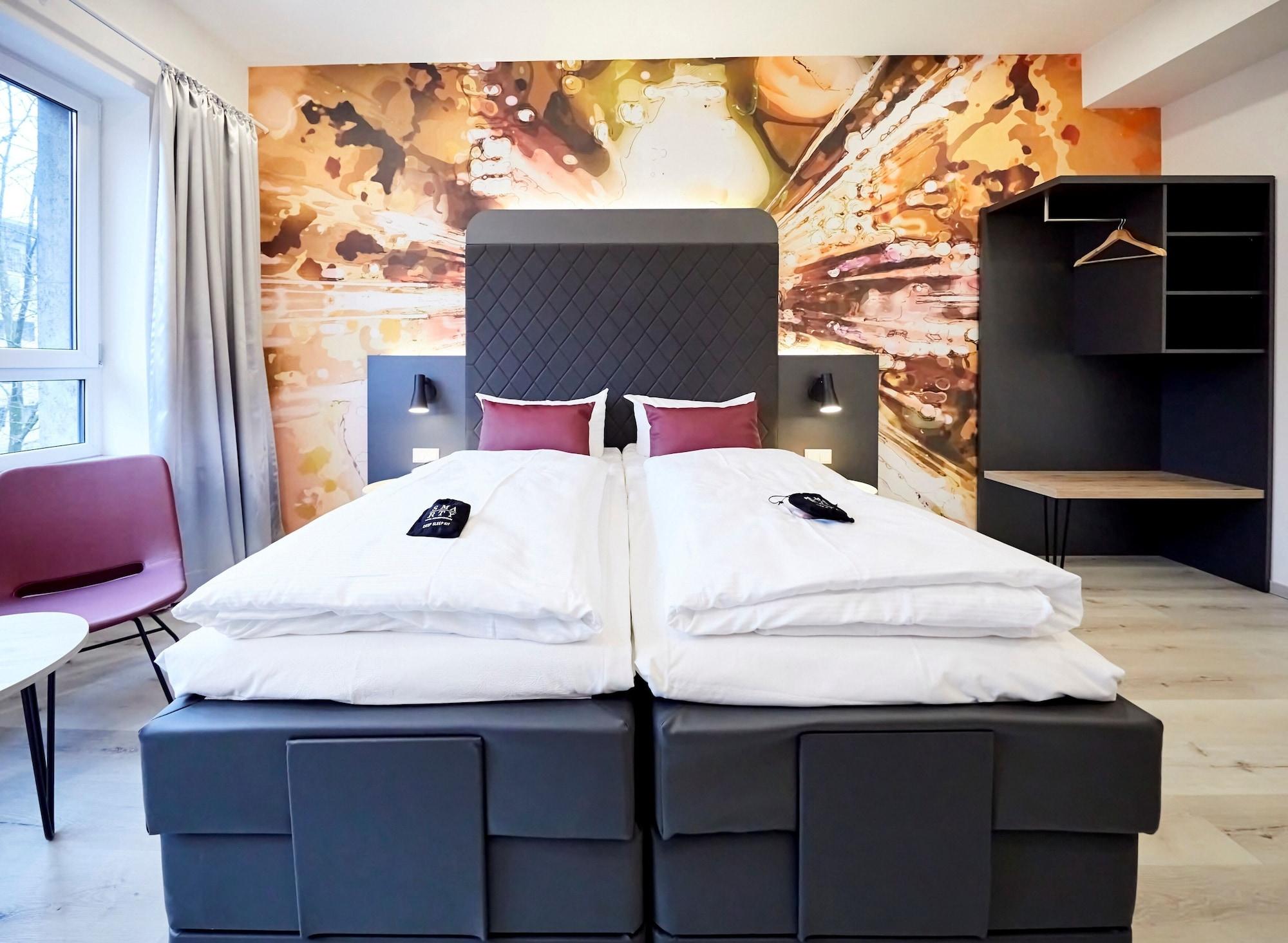 Smarty Cologne Dom Hotel - Boardinghouse - Kontaktloser Self Check-In Buitenkant foto