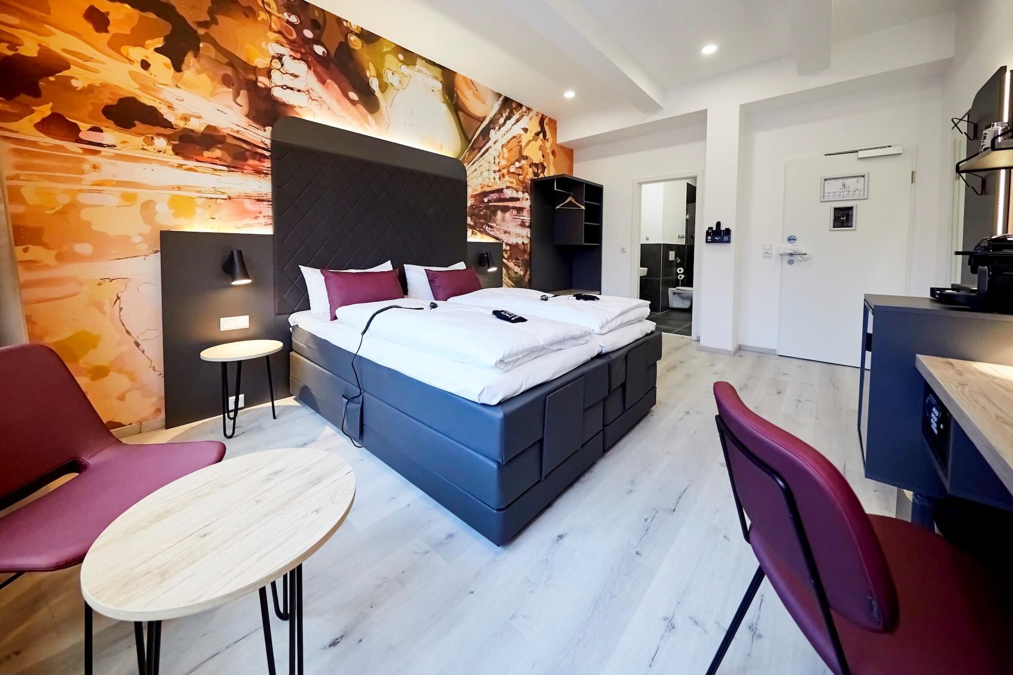 Smarty Cologne Dom Hotel - Boardinghouse - Kontaktloser Self Check-In Buitenkant foto