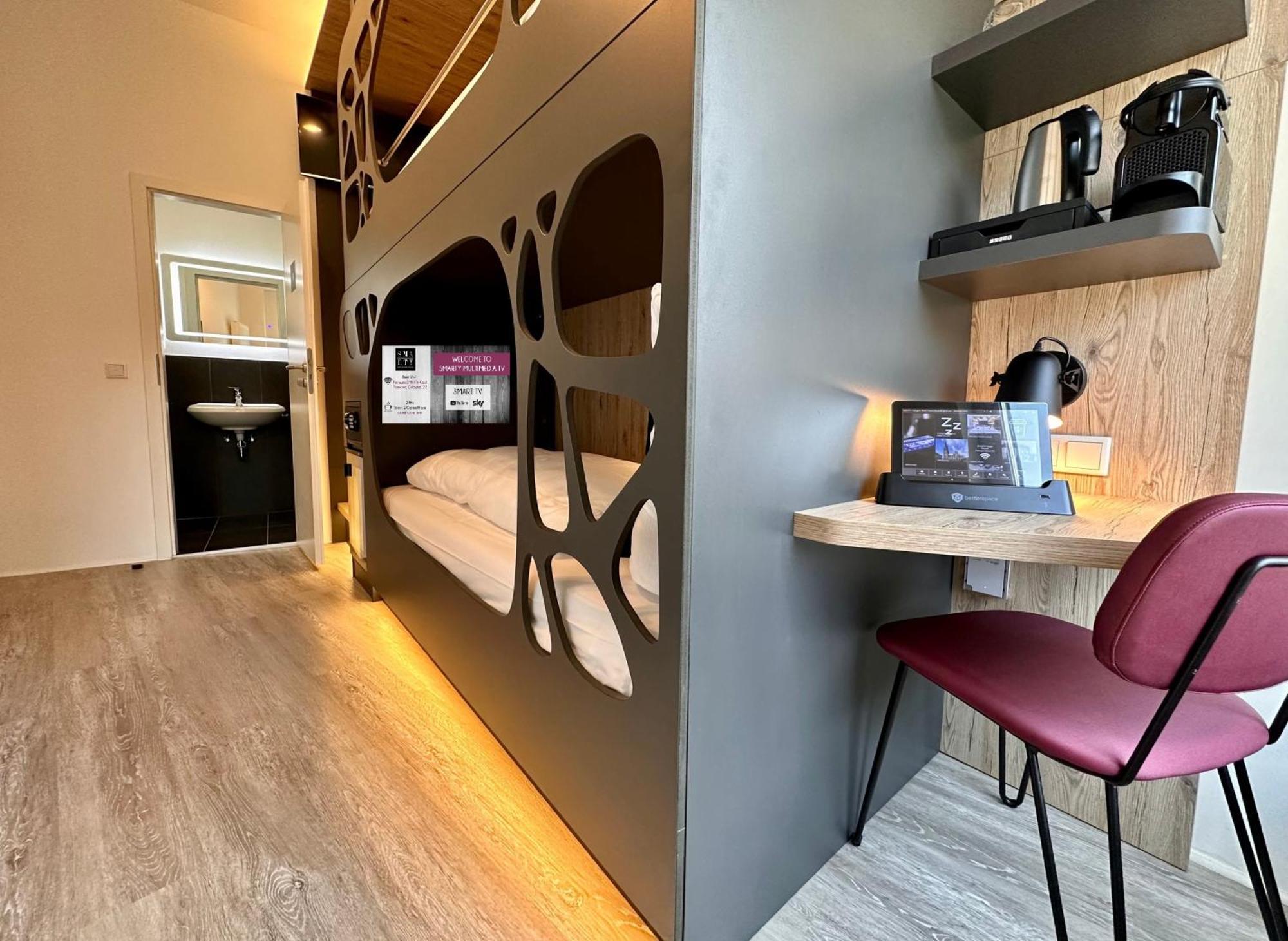 Smarty Cologne Dom Hotel - Boardinghouse - Kontaktloser Self Check-In Buitenkant foto